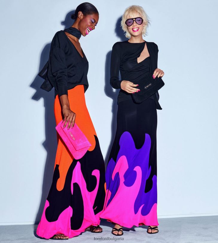 Жени облекло фин кашмирен копринен пуловер с v-образно деколте черен TOM FORD B880D1242